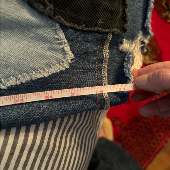 “Piece of my heart” free people jeans in excellent pre owned condition size 30 - Picture 9 of 9